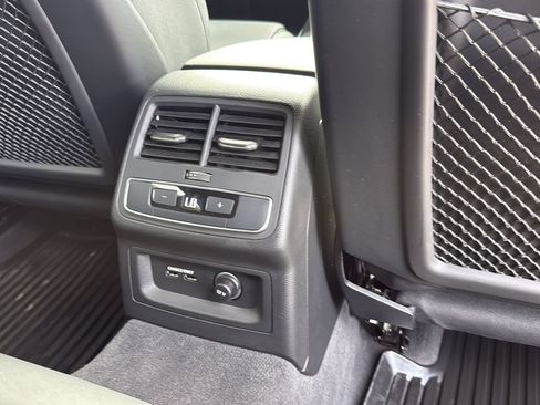 Used 2023 Audi A4 2.0T allroad Premium Plus AWD/4WD image 28