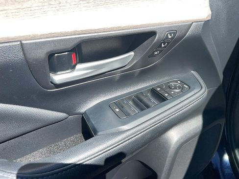 Used 2024 Toyota Grand Highlander AWD image 27