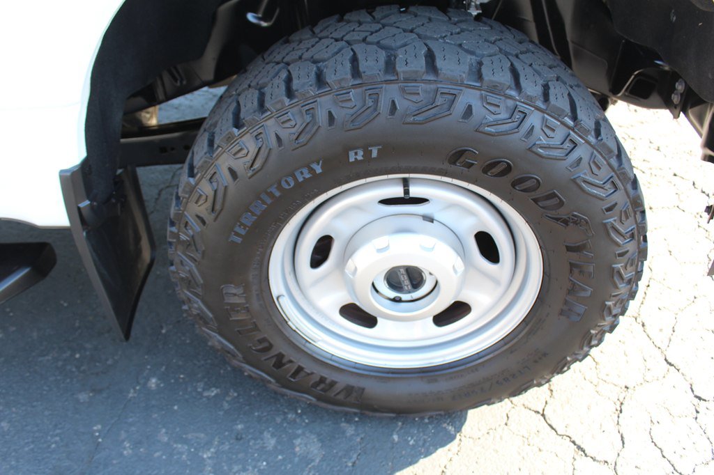 Used 2025 Ford F250 XL w/ XL Off-Road Package AWD/4WD image 32