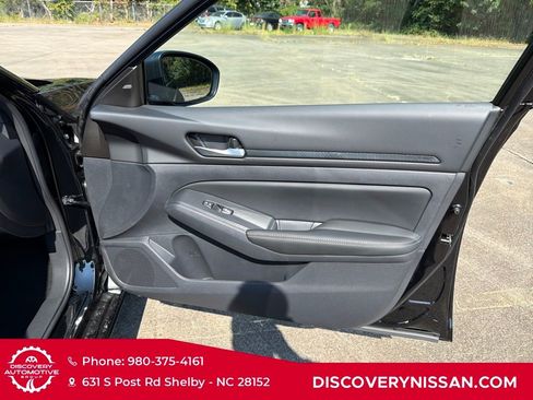 New 2025 Nissan Altima 2.5 SV image 37