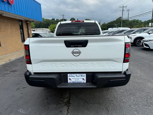 Used 2024 Nissan Frontier S w/ S Utility Package RWD image 6