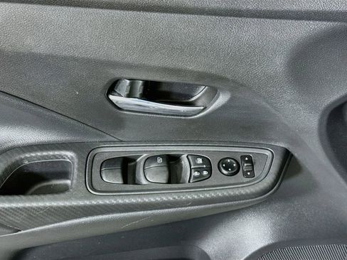 Certified 2025 Nissan Versa SV w/ Trunk Package FWD image 21