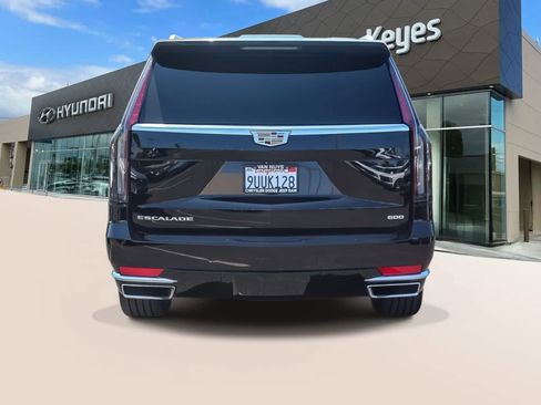 Used 2023 Cadillac Escalade Premium Luxury w/ Performance Package AWD/4WD image 6