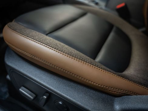 Certified 2025 Ford Bronco Sport Outer Banks w/ Outer Banks Tech Package+ image 37