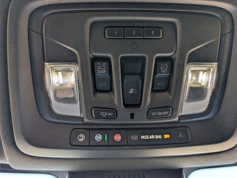 Used 2023 GMC Sierra 1500 AT4 w/ AT4 Premium Package AWD/4WD image 25