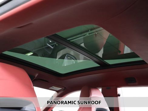 Used 2022 Lamborghini Urus image 4