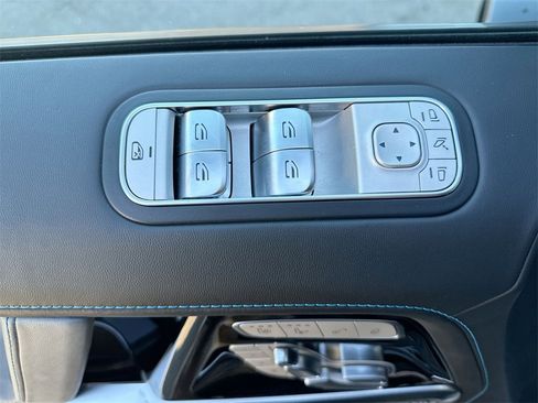 Used 2025 Mercedes-Benz G 580 w/ EQ Technology image 15