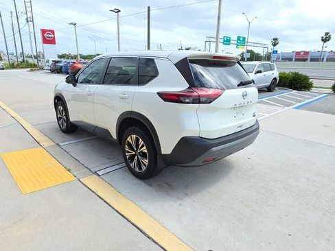Used 2023 Nissan Rogue SV FWD image 6