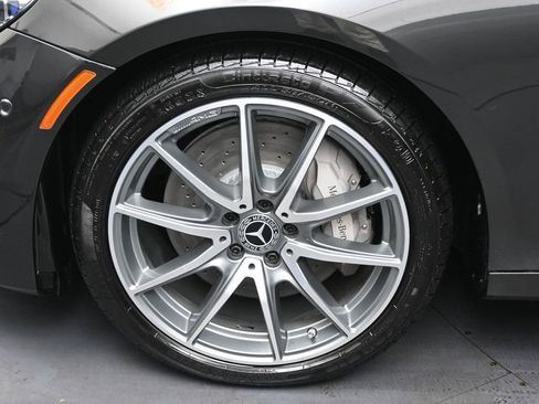 Used 2022 Mercedes-Benz E 450 4MATIC Sedan w/ Driver Assistance Package image 39