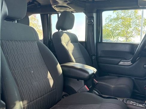 Used 2012 Jeep Wrangler Unlimited Sport image 22