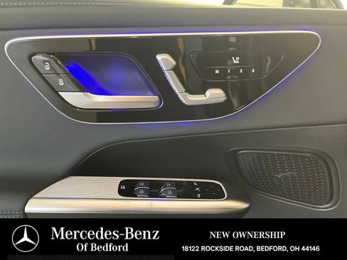 Used 2026 Mercedes-Benz GLC 300 4MATIC image 12
