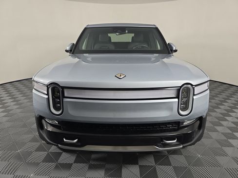 Used 2024 Rivian R1T Adventure image 8
