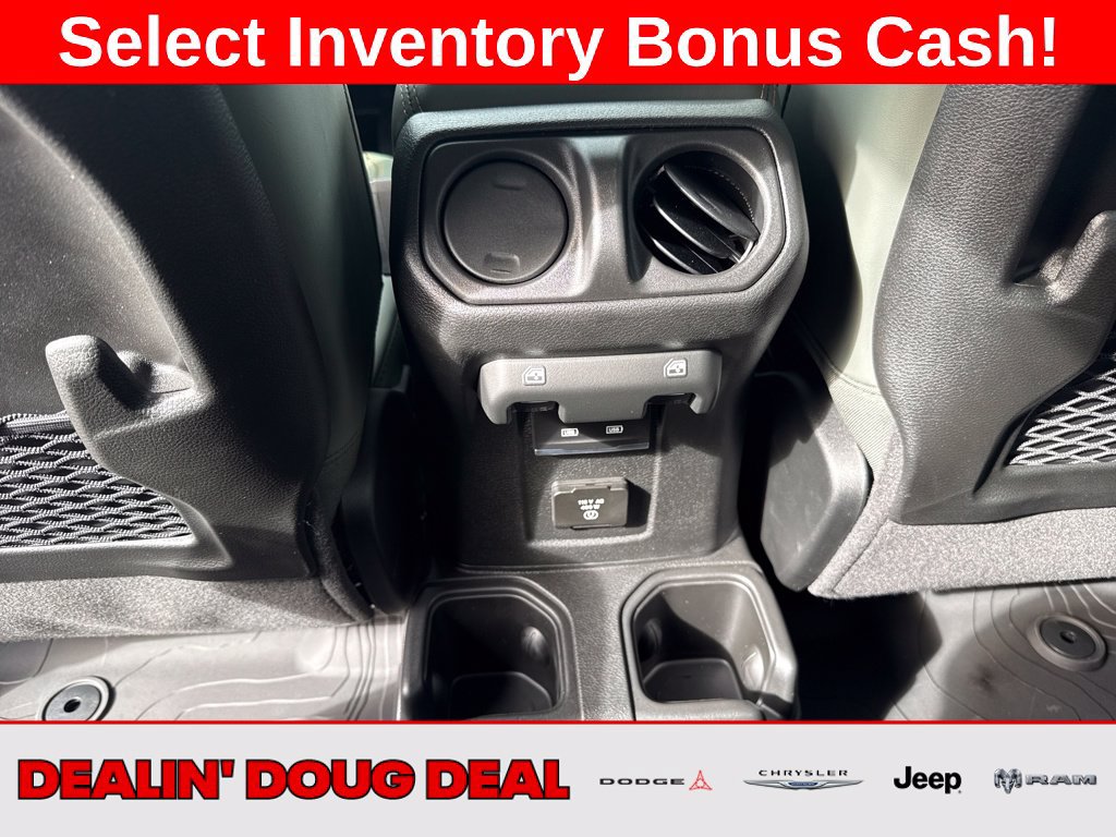 New 2026 Jeep Gladiator Mojave w/ Safety Group AWD/4WD image 10