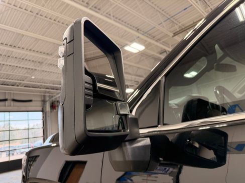 Used 2020 GMC Sierra 2500 SLE image 19