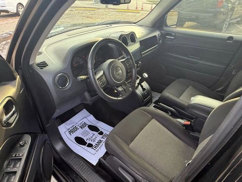 Used 2016 Jeep Patriot Latitude image 13