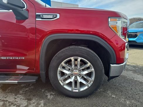 Used 2022 GMC Sierra 1500 SLT w/ SLT Premium Plus Package image 2