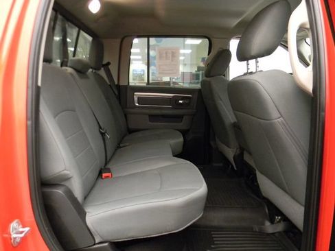 Used 2018 RAM 1500 Classic SLT AWD/4WD image 18
