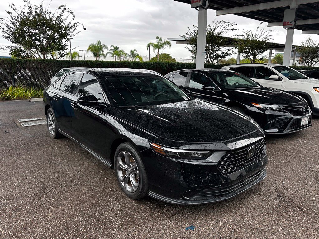 Used 2024 Honda Accord EX image 9