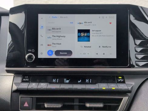 Used 2025 Toyota Camry LE image 19