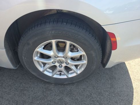 Used 2023 Chrysler Pacifica Touring-L FWD image 6