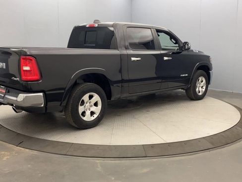 Used 2025 RAM 1500 Big Horn AWD/4WD image 5