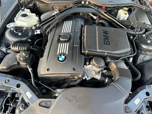 Used 2015 BMW Z4 sDrive35i image 22