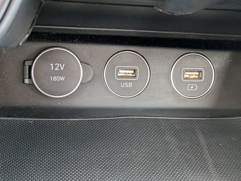 Used 2023 Genesis G70 2.0T AWD/4WD image 23