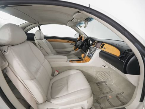 Used 2002 Lexus SC 430 Convertible RWD image 23