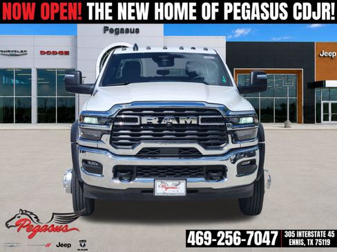 New 2026 RAM 5500 Tradesman w/ Chrome Appearance Group AWD/4WD image 6
