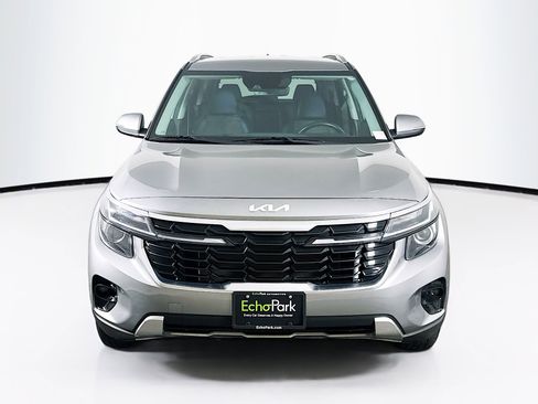 Used 2024 Kia Seltos S image 2