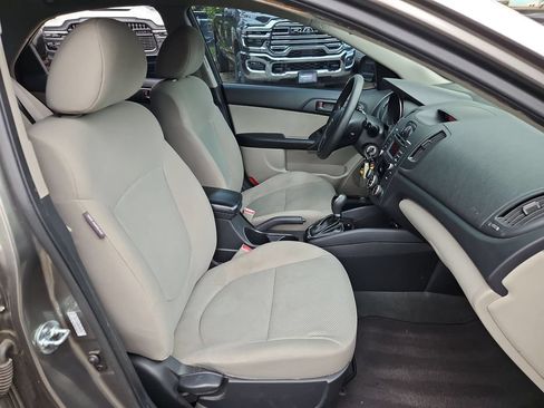 Used 2012 Kia Forte EX FWD image 16