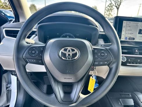 New 2026 Toyota Corolla Cross L image 24