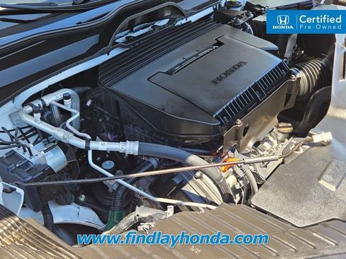 Certified 2025 Honda Pilot Touring image 23