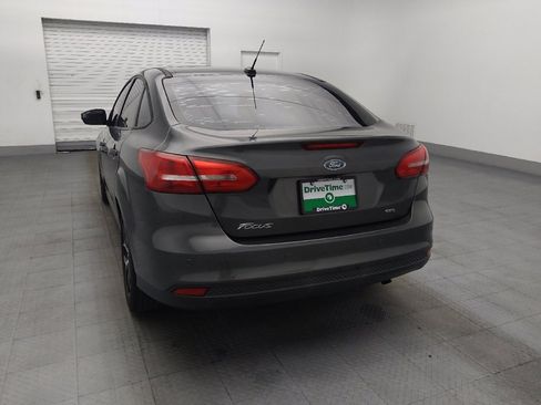 Used 2017 Ford Focus SEL FWD image 6