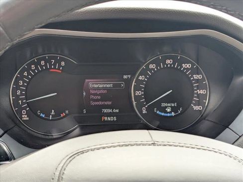 Used 2017 Lincoln MKZ Reserve image 11