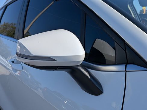 Used 2023 Kia Sportage EX image 11