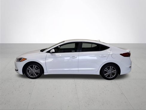 Used 2018 Hyundai Elantra SEL FWD image 10