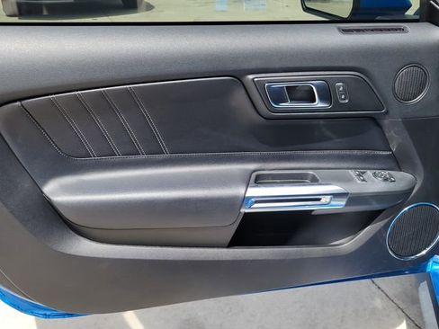 Used 2020 Ford Mustang GT Premium RWD image 7