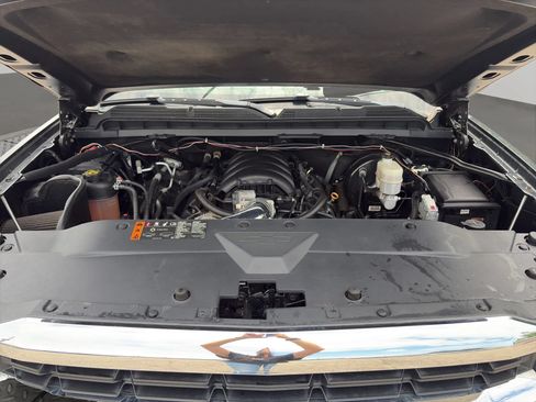 Used 2019 Chevrolet Silverado 1500 LT AWD/4WD image 25