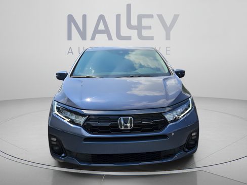 Used 2025 Honda Odyssey Elite image 7