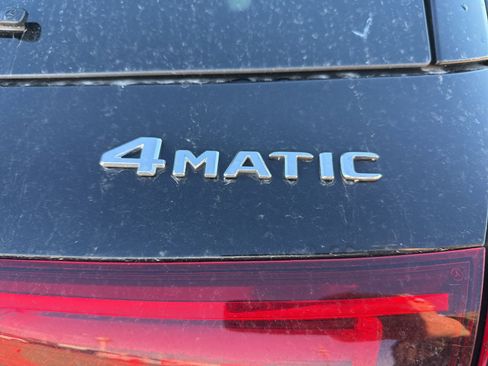 Used 2021 Mercedes-Benz GLE 580 4MATIC image 10