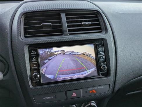 Used 2024 Mitsubishi Outlander Sport ES image 13