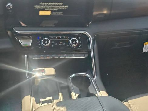 New 2026 GMC Sierra 1500 Denali AWD/4WD image 15