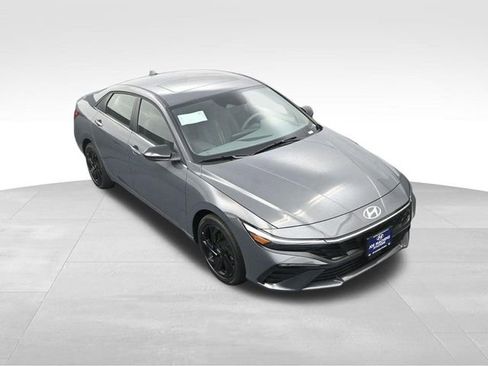 New 2026 Hyundai Elantra SEL Sport image 22