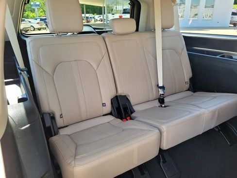 Used 2024 Ford Expedition Max Limited image 14