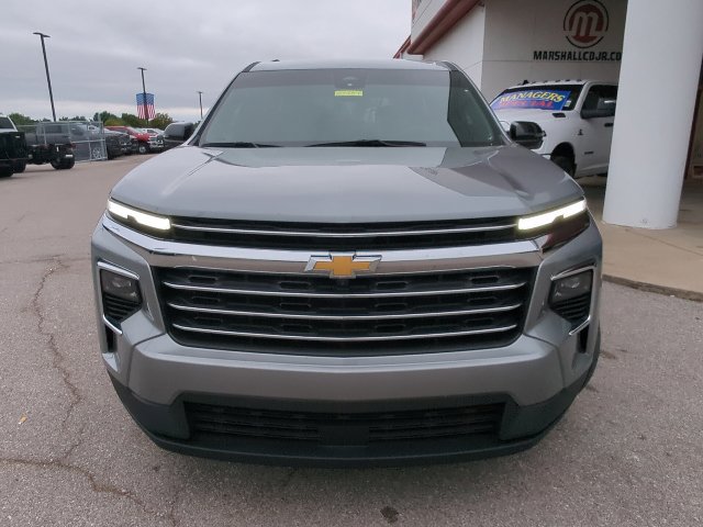Used 2024 Chevrolet Traverse LT FWD image 4