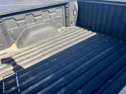 Used 2025 Chevrolet Silverado 1500 LT image 23