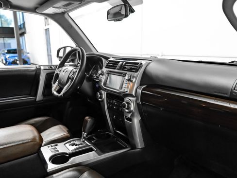 Used 2018 Toyota 4Runner Limited RWD image 13