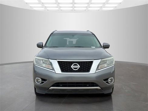 Used 2016 Nissan Pathfinder Platinum w/ Cargo Package image 3