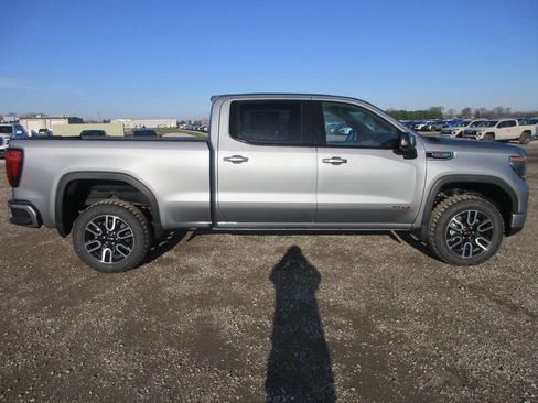 New 2026 GMC Sierra 1500 AT4 w/ AT4 Premium Package image 3